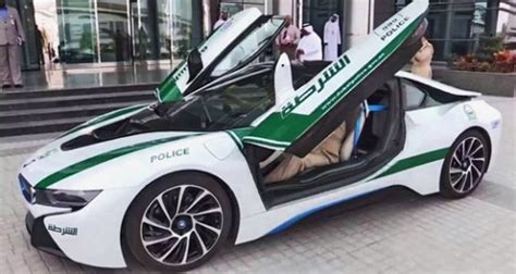 Dubai Police Adds Bmw I8 To Its Fleet Extravaganzi