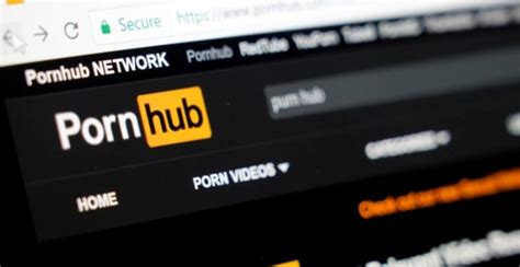 pornhub a eliminat milioane de video uri în contextul unui scandal privind conținutul ilegal