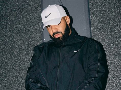 Drakes Recent Instagram Post Has Followers Excited Rolling Out