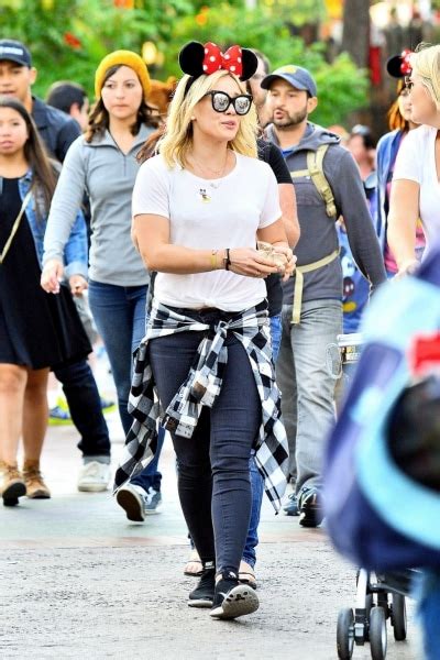 A Week In Her Style Hilary Duff College Fashion