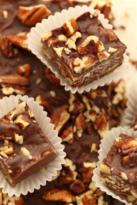 · no bake chocolate peanut butter protein bars that taste just like a peanut butter cup. No Bake Chocolate Oat Bars | Recipe | Chocolate oats ...