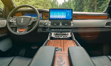The 2022 Lincoln Navigator Interior Is Exquisitely Breathtaking