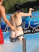 Katy Perry In A Bikini Flashes Her Bare Ass