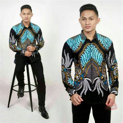 Aksen batik yang tradisional kian terpancar dengan pilihan warna cokelat yang khas, serta dilengkapi dengan dua kancing berbentuk koin dibagian depan. Baju BATIK biru laut, PPBTK031,Kemeja lengan panjang ...