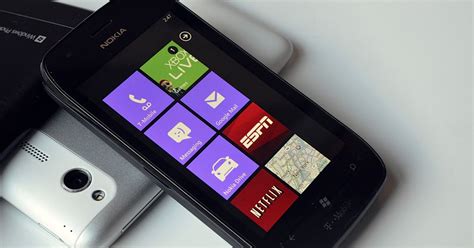 Nokias Lumia 710 Its First Windows Phone For The Us Is On Sale Now