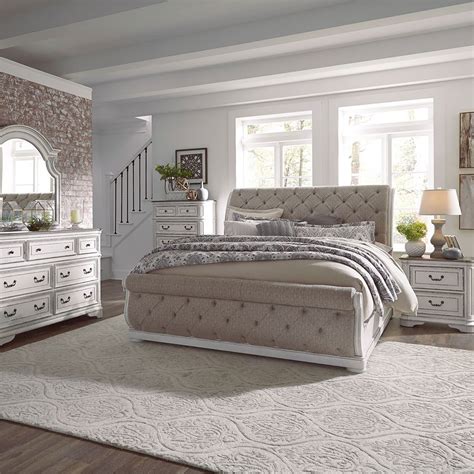 Styles and materials for just about any design preference. Magnolia Manor Upholstered Sleigh Bedroom Set Liberty ...