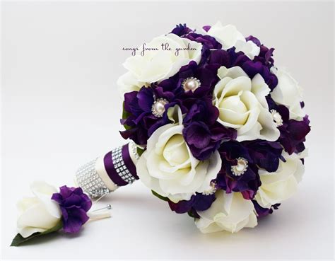 Jul 06, 2021 · diy wedding flowers, invitations, and even wedding cakes have increased in popularity and will likely continue to be popular throughout 2021, said mccord jones. Purple & White Real Touch Rose Hydrangea Wedding Bouquet Real