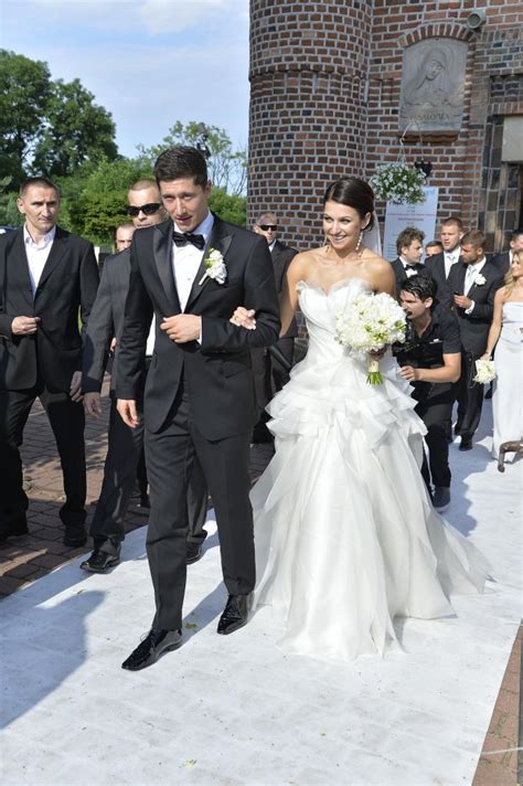 Anna stachurska, aka lewandowska, born september 7, 1988 in lodz, is the wife of bayer munich' s striker and polish national captain robert lewandowski. Robert Lewandowski & Anna Stachurska: Just Married | MR.SPORT