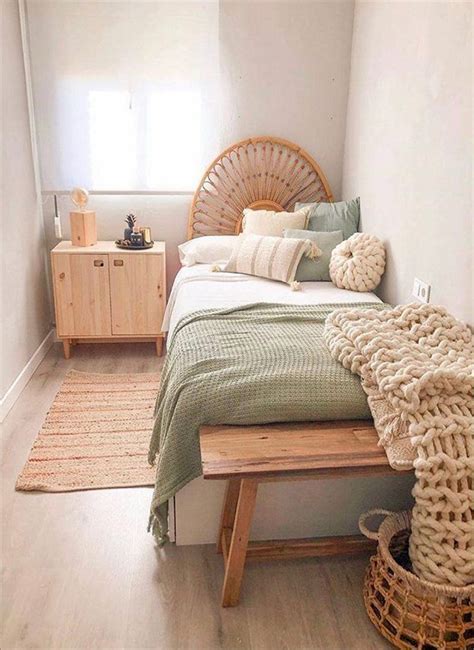 Boho (bohemian) chic interiors are full of visual art and a relaxed spirit. 30+ Chic Boho Bedroom Decor Ideas that Will Get you ...