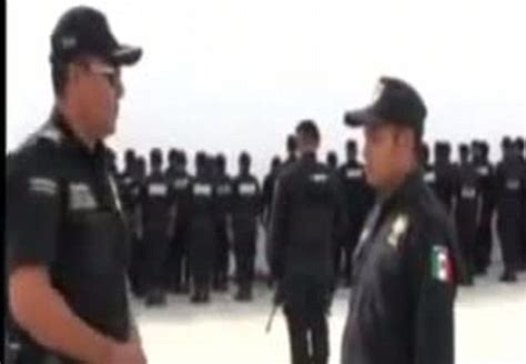 Mexican Policeman Fired After Being Caught On Camera Having Sex With Woman While On Duty Daily