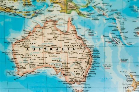 Abonniere envato elements für unbegrenztes herunterladen von stock video gegen eine monatliche gebühr. Fokus Auf Australien Auf Der Weltkarte Stockfoto - Bild ...