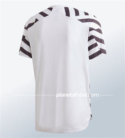 Are searching for manchester united logo url and also manchester united 512×512 kits url's, then the below provided list is for you only, just make sure to copy the below 512×512 kits url's and then paste them in your dream league soccer 2021 game and if you want other team kits then kit. Tercera camiseta adidas del Manchester United 2020/2021