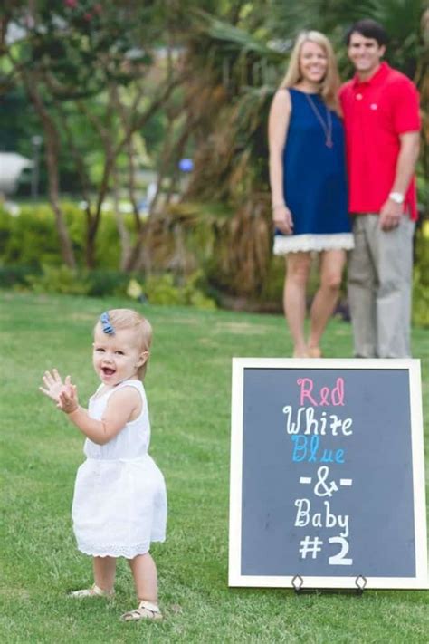 5 Amazingly Patriotic Fourth Of July Pregnancy Announcements