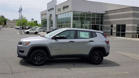 The 2020 jeep compass is a 'tweener crossover suv. 2020 Jeep Compass Sport 4x4 - YouTube
