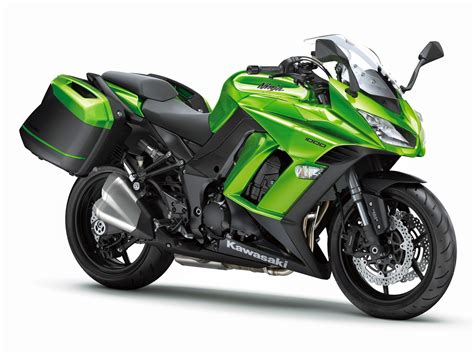 This is the sport tourer of the ninja line, blending space and pace in one package for the discerning rider. Kawasaki Ninja 1000 Tourer ABS