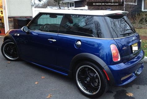 2004 Mini Cooper S Hatchback 2 Door 1 6l With John Cooper Works Package