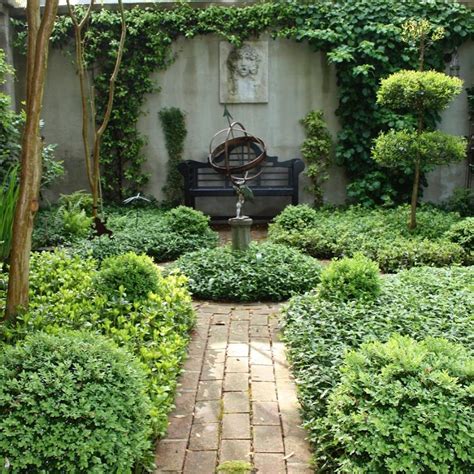 I Love Garden Walls From The Intimate Courtyard Gardens Of Charleston