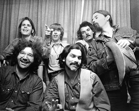 Grateful Dead Live On Why The Legendary Band Still Matters Pitchfork