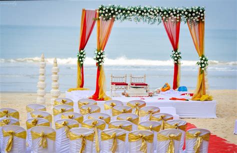 Even though the island is not very developed, there are many luxury hotels which promise to execute your wedding just the way you'd like it. Best Destination Wedding in Goa | Affordable Beach Wedding ...