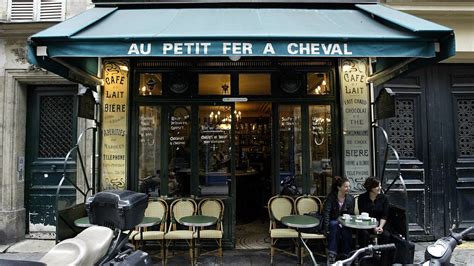Le doggy bag: French restaurant culture is about to get a little more ...