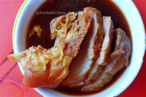 Unlike the hokkien style bak kut teh, which is darker in color and more heavily spiced, the teochew variety is prized for its clear peppery broth. Best Klang Bak Kut Teh List. Kee Heong. Eng Ann 奇香肉骨茶 ...