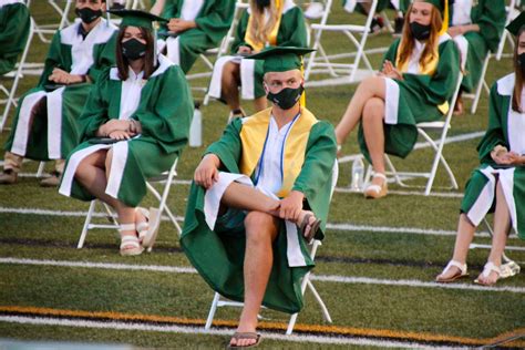 Photo Gallery Grafton Highs Class Of 2020 Gets The Graduation They