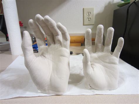 24 Plaster Hands Art Project 2023