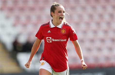 Ella Toone Brace Continues Perfect Man United Start To Wsl Season