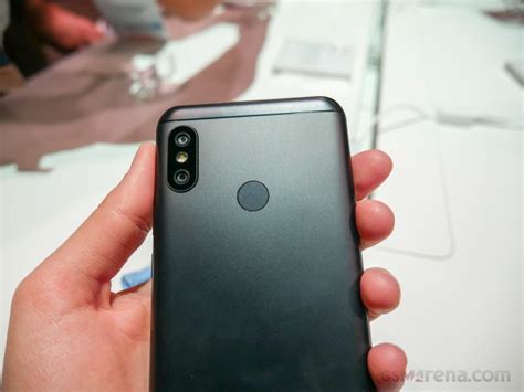 Xiaomi Mi A2 And Mi A2 Lite Hands On Review Xiaomi Mi A2 Lite Hands On