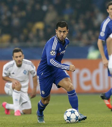 Eden hazard moet de rode duivels vrijdag naar een zege loodsen tegen brazilië, om belgië in de halve finales willian, één van de sterkhouders van het huidige brazilië, omschrijft hij zelfs als familie. Eden Hazard tells friends, family and team-mates he wants ...