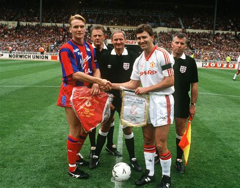 Find crystal palace vs manchester united result on yahoo sports. Crystal Palace's 1990 FA Cup final defeat to Man United ...