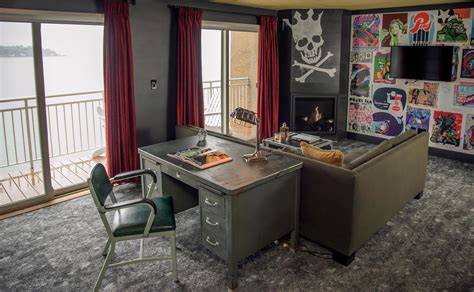 A wonderful vacation awaits tourists at this hotel. Photos: Inside the Pearl Jam & Beatles Suites at the ...
