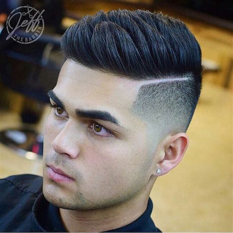 Finish with a blended fade that disconnects the hair from the beard line up. 25+ bästa Taper fade haircuts idéerna på Pinterest ...