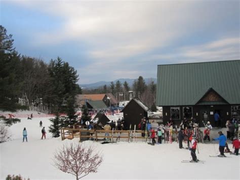 Snow Tubing At Pats Peak In Henniker New Hampshire New England Today