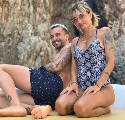Sei più bravo di mamma o no?», le. Veronica Peparini: età, altezza, peso, ex marito, figli ...