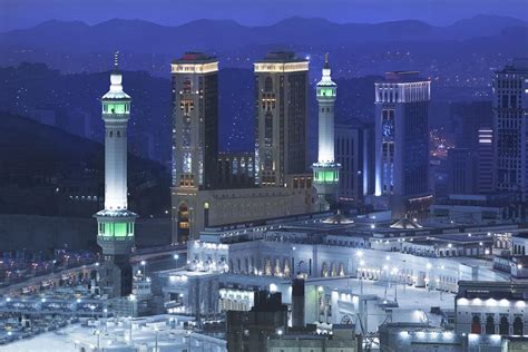 Dari tahun ke tahun jumlah hotel bintang 5 di mekah memang terus meningkat. Hilton Makkah Convention Hotel, Mecca, Saudi Arabia ...