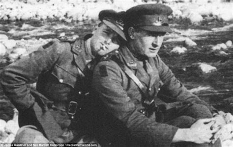Letters Reveal The Stories Of Gay Soldiers In World Wars Daily Mail