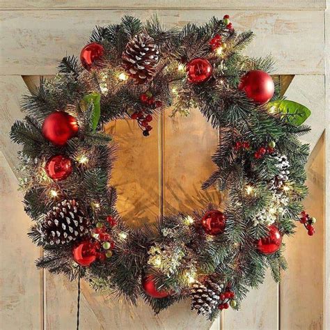 Beautiful And Modern Artificial Christmas Wreaths Live Enhanced