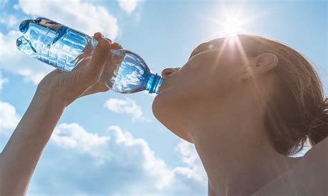 Alimentación Saludable ¿cuánto Agua Debemos Beber Para Estar