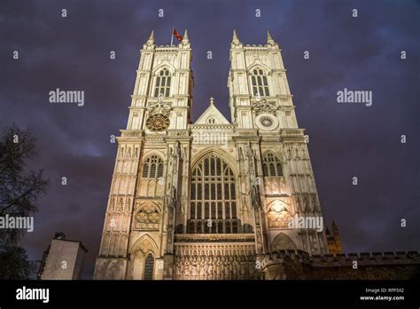 Westminster Abbey At Dusk London Great Britain Stock Photo Alamy