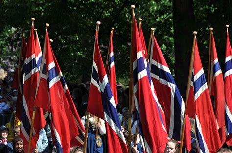 Am 17 mai waren wir in bergen und es war der nationalfeiertag in norwegen. Christian Michelsen und die Unabhängigkeit Norwegens ...