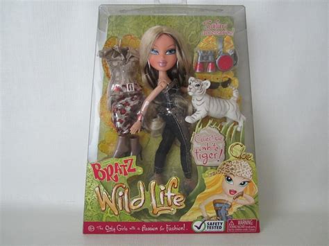 BRATZ WILD LIFE CLOE NEVER OPENED IDEALLY STORED NO ODORS THANK YOU
