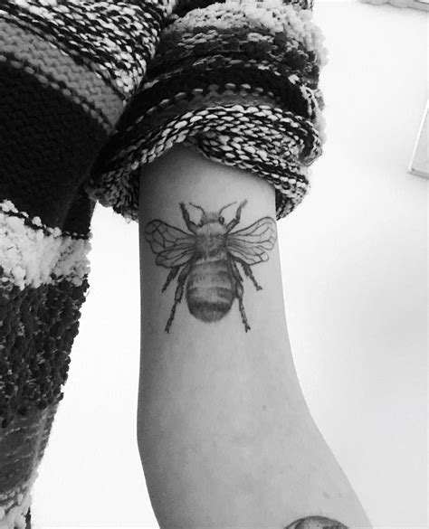 Arm Tats Arm Tattoos For Guys Bee Tattoo Flower Tattoo Seraphina