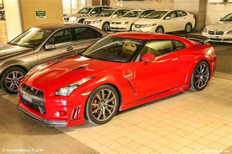 I have bought the 360 modena ferrari car directly from sachin tendulkar with all legal documents, desai told pti, but declined to reveal the price. Sachin Tendulkar Sells His Nissan GT-R, The Only Egoist Edition In The Country | Motoroids