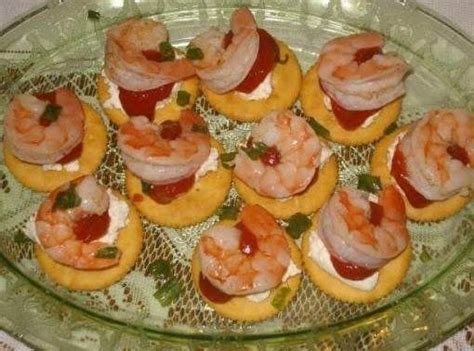 Find the perfect shrimp appetizer stock photos and editorial news pictures from getty images. Cream Cheese Shrimp Cocktail Appetizers | Just A Pinch Recipes