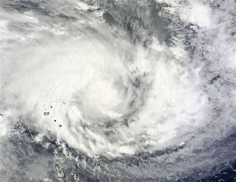 Tropical Cyclone Pam Slams Vanuatu Islands ‘monster Pacific Storm