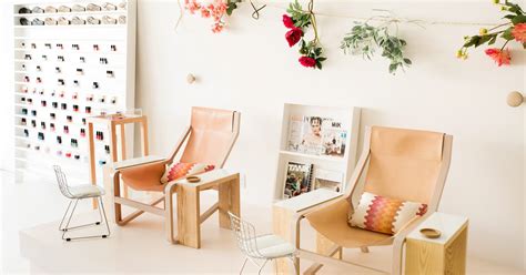 Best Nails Salons LA - Manicure Pedicure Los Angeles