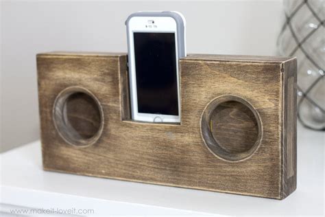 You find something curved or tubular and you. Wooden Phone Amplifier/Speaker (no cord or batteries needed)