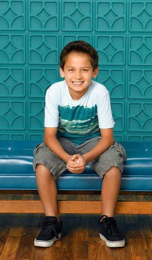 What is parker rooney's middle name?may 16, 2019joseph gilligan joey rooney (joey bragg) is the middle child of the rooney family. Parker_promotional_pic_2.jpg