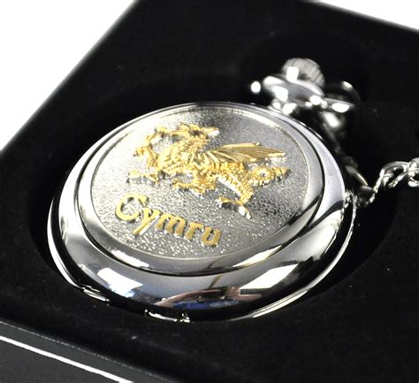 Đồng hồ thời trang chính hãng giá rẻ. Gold Welsh Dragon Pocket Watch | Pink Cat Shop